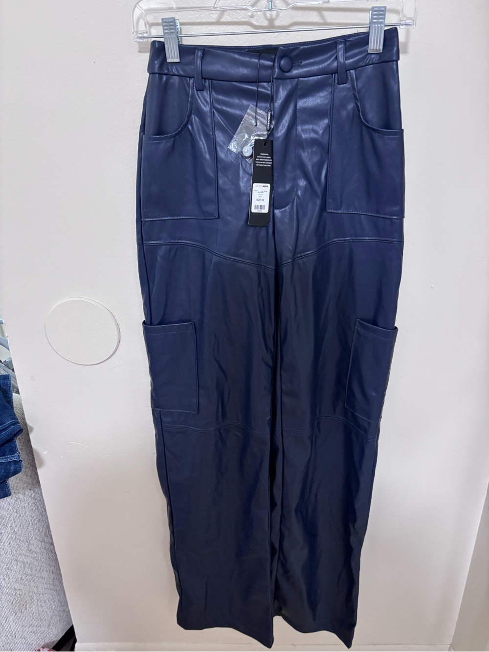 NWT Women’s Fashion Nova Faux Leather Cargo Pants Size XS